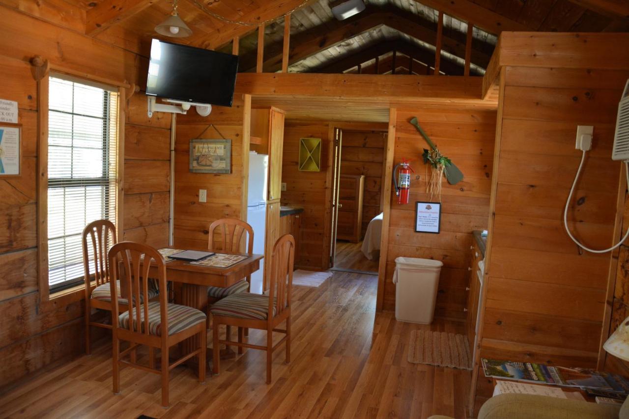 Camp Mack Lodge, Marina & Rv Resort Lake Wales Exterior photo